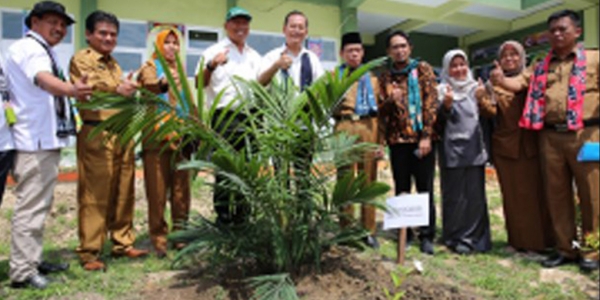 Cetak Petani Andal, Sekolah Sawit Lestari Diluncurkan